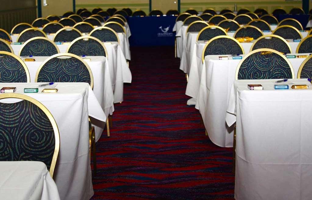 Apa Woodbridge Hotel Iselin